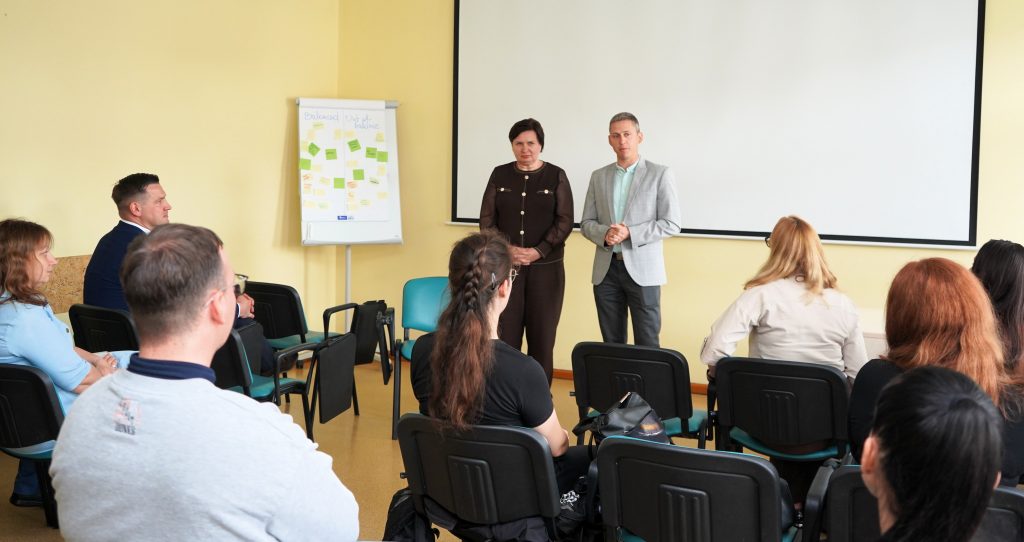 Alytaus apskrities S. Kudirkos ligoninės atstovai pristato bendradarbiavimo galimybes Radiologijos studijų programos studentams.