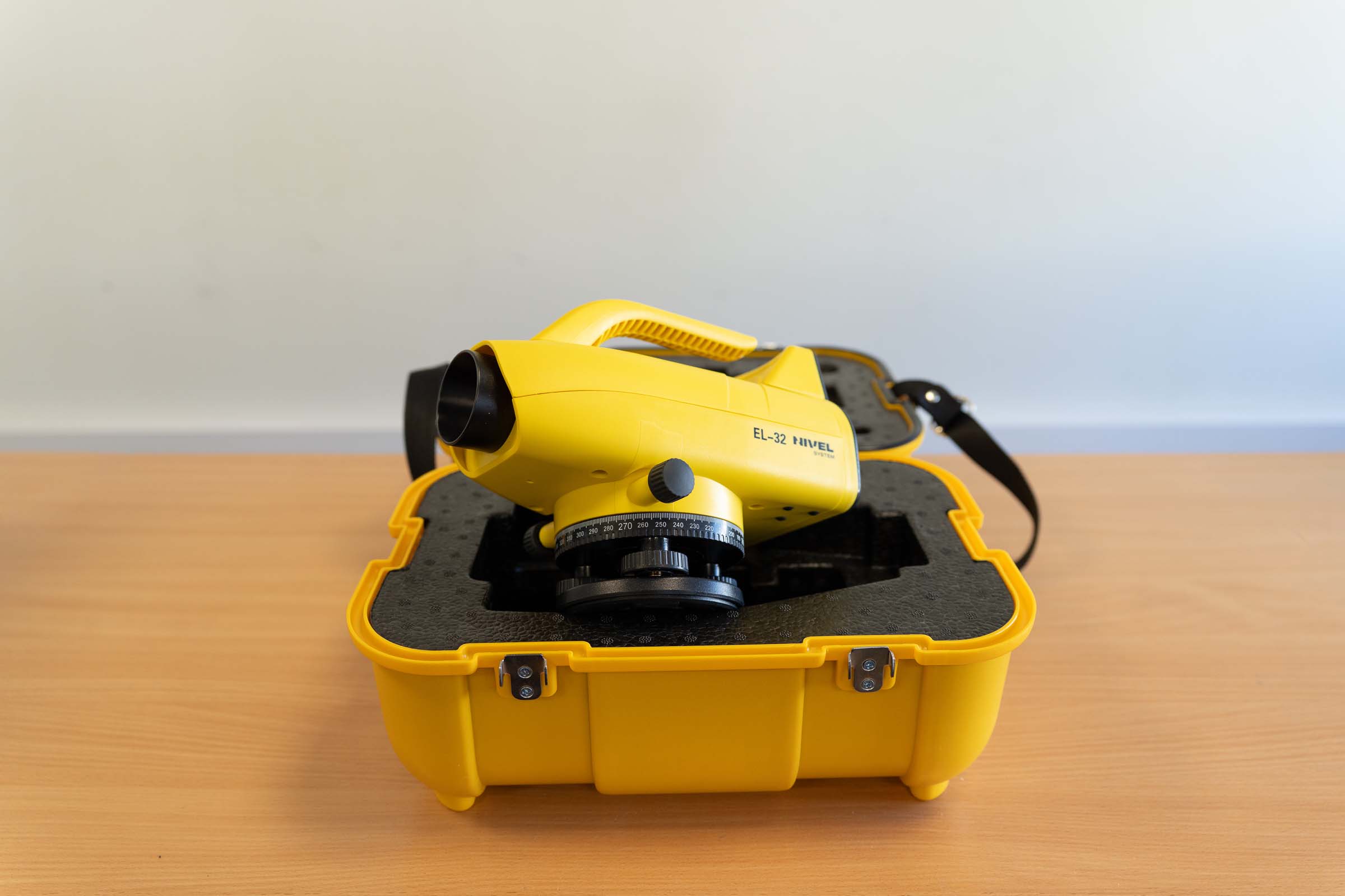Nivelyro elektroninio komplektas  EL-32